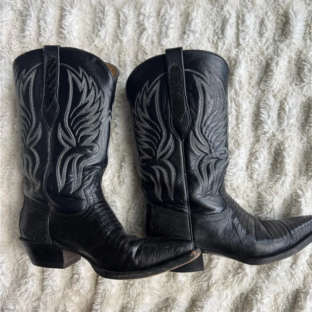 Classic Black Western Leather Cowboy Boots - Corral boot  size 8 runs small.
